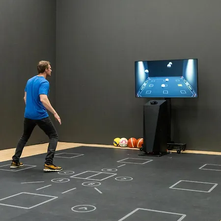 Sportschule 3* 欧波哈赫英